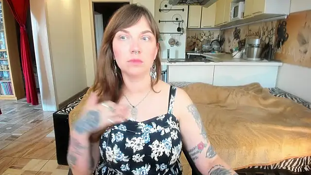 StacyTigerr online show from June 21, 11:14 am