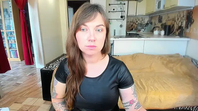 StacyTigerr online show from June 16, 11:11 am