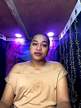 bettina love online show from December 3, 3:31 am