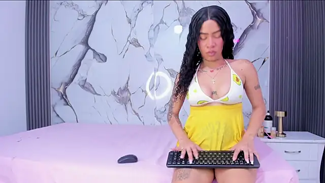 LARAA CROFT online show from September 27, 7:43 pm