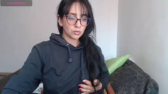 party2col online show from March 19, 2:32 pm