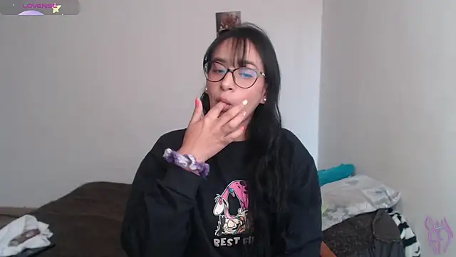 party2col online show from April 6, 2:18 pm