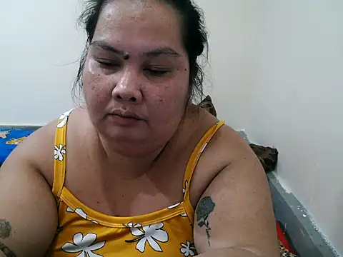 xxbigboootyxx online show from May 3, 10:40 am