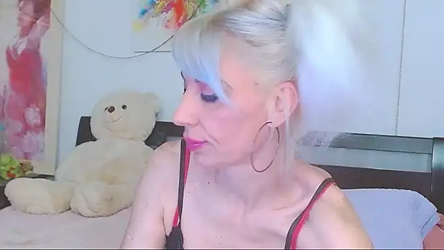 HoneyLara online show from April 30, 11:19 pm