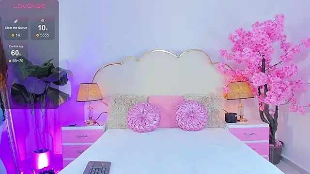 KendalStallyon online show from March 24, 9:31 pm