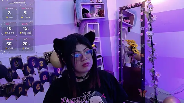 Catwhite  online show from May 26, 4:50 pm