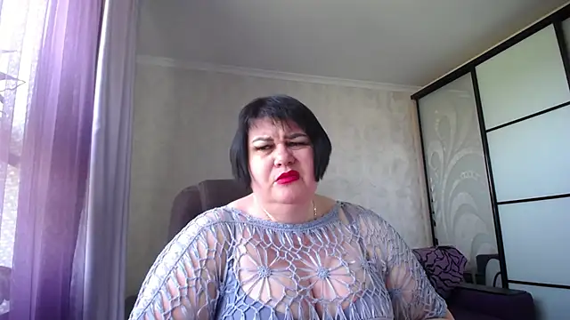JuicyLady Di online show from May 21, 9:29 am