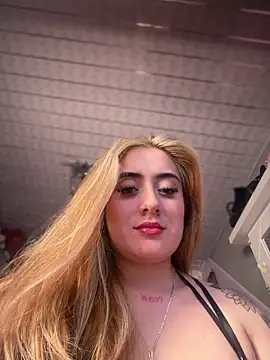 Sam Thompsoon  online show from May 7, 3:44 am
