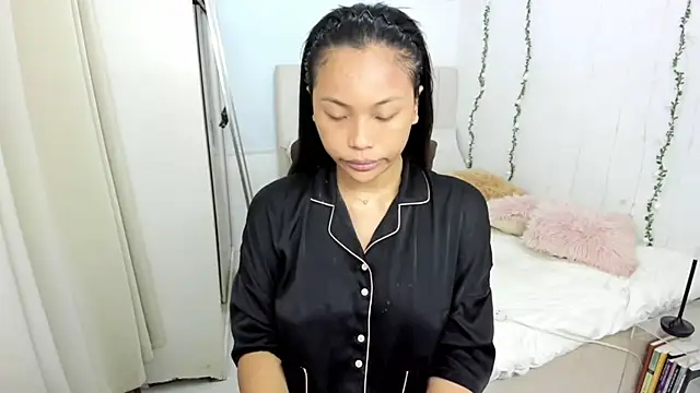 Snapshot of venusangelicxx chatting on October 4, 5:24 am venusangelicxx online show from October 4, 5:24 am