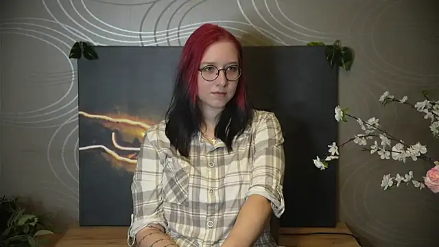 KarenHaan online show from October 25, 5:15 am