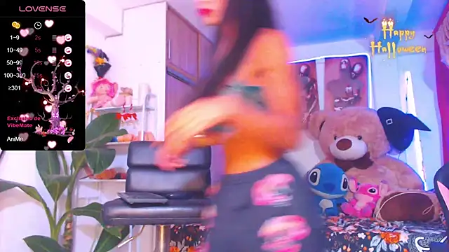 Hotgiirl 1 online show from October 11, 10:45 pm