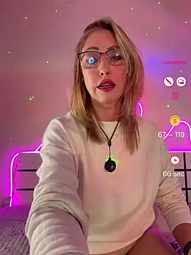 RAIRAsexy online show from May 19, 11:56 pm