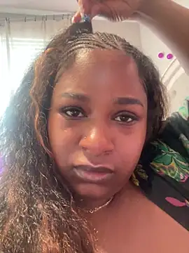 BigFineSelena online show from May 25, 4:28 pm