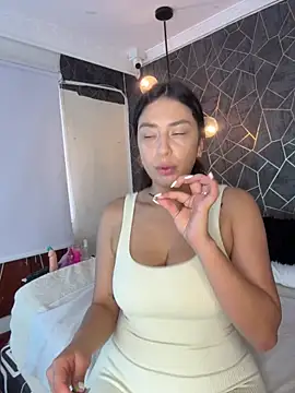 dayra angels online show from May 11, 4:04 pm