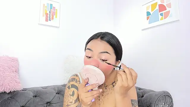 miss soffi  online show from November 18, 12:28 pm