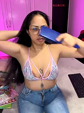 yesie hot online show from October 11, 2:27 am