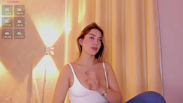 Assh lee  online show from April 8, 1:35 pm