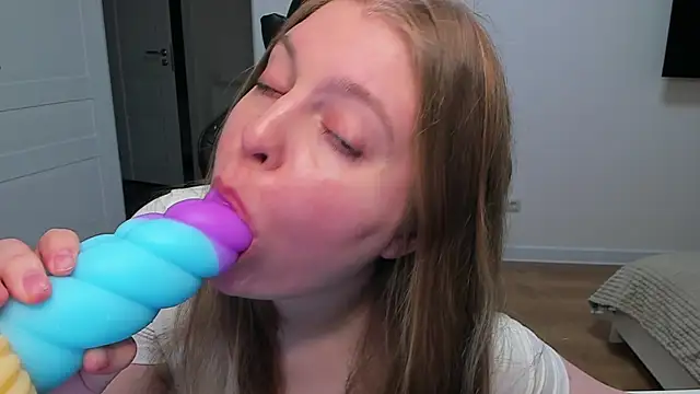 stacy miracle online show from April 8, 5:04 pm