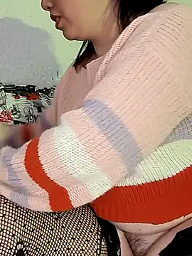 AntoneellaF online show from November 11, 6:05 pm