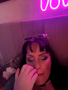 Lolaley2 online show from November 3, 8:51 am