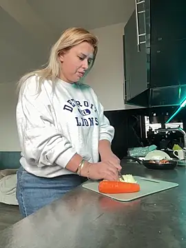 Aneri online show from April 21, 6:42 am