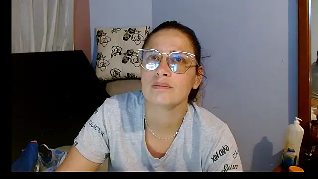 Snapshot of Violeta_hornny chatting on October 7, 12:37 am Violeta hornny online show from October 7, 12:37 am