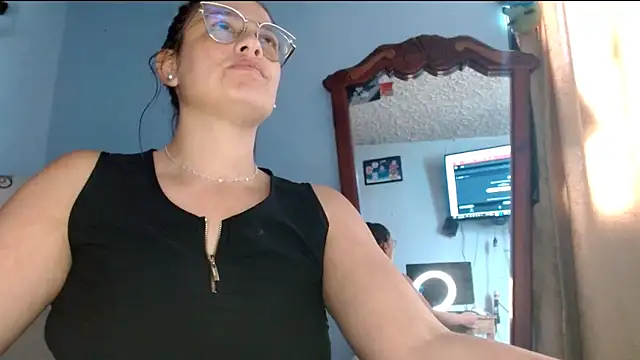 Snapshot of Violeta_hornny chatting on September 25, 4:17 pm Violeta hornny online show from September 25, 4:17 pm