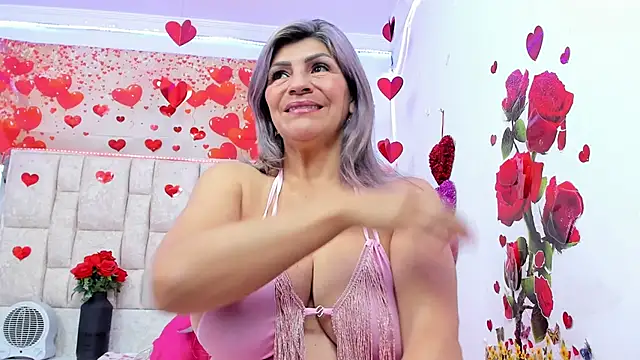 Celeste Lincon online show from May 26, 1:38 am