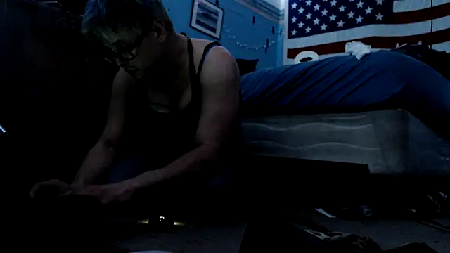 CumFilledCrystal online show from October 5, 5:56 am