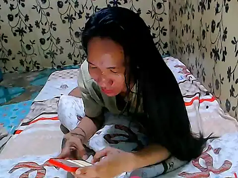 Snapshot of UrtemptationsMistress69 chatting on September 17, 5:38 am UrtemptationsMistress69 online show from September 17, 5:38 am