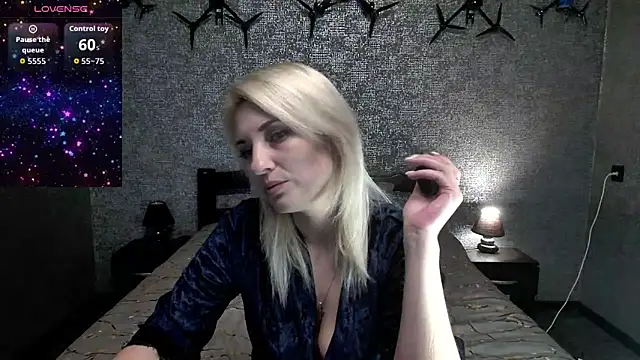 annagreeneyess online show from October 17, 12:08 pm