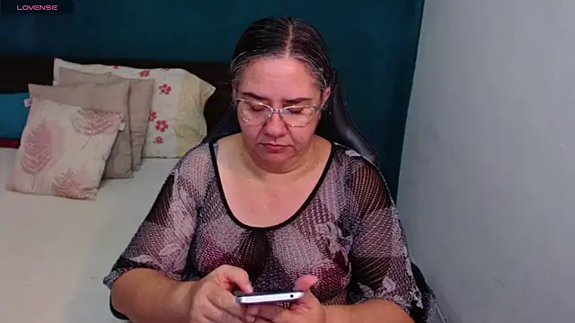 scaelettdubois online show from May 20, 1:13 am
