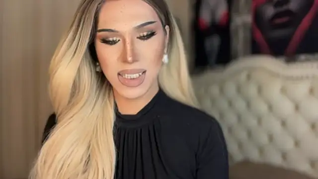 Ts glamxxxx online show from March 5, 12:50 am