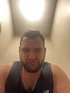 JonJ0 online show from January 11, 10:53 am