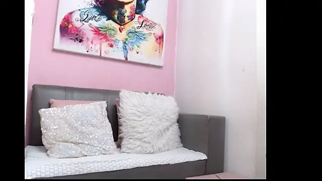 danygonzalez  online show from October 18, 4:43 pm