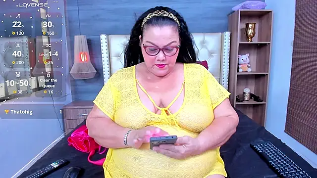 mommy cute online show from March 15, 10:23 pm