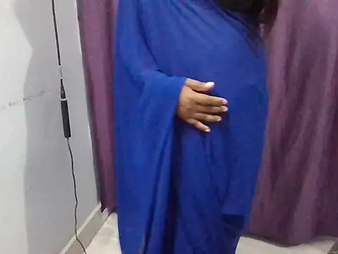 Shikha39 online show from February 8, 6:55 pm