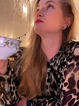 Lady  Maria online show from October 11, 2:53 pm