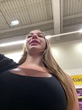 Snapshot of barbiehumpxxx chatting on September 13, 7:33 pm barbiehumpxxx online show from September 13, 7:33 pm