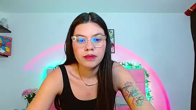 Layla Rachel online show from September 11, 1:28 am