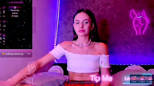 madina taher online show from February 13, 9:00 am