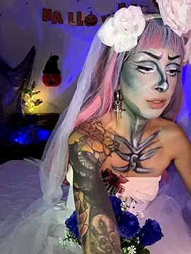 Cinamoonn online show from October 17, 10:35 pm