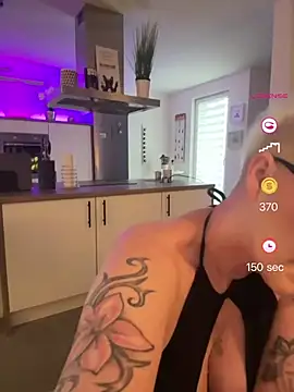 German Milf online show from May 11, 5:10 pm