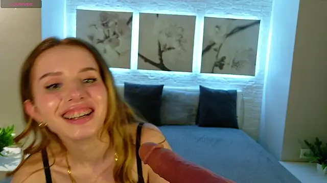 Betty June online show from May 4, 9:40 pm