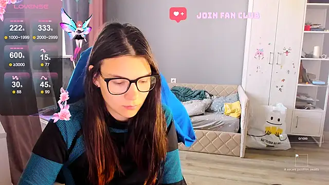 MollyLollipop online show from October 13, 4:37 am