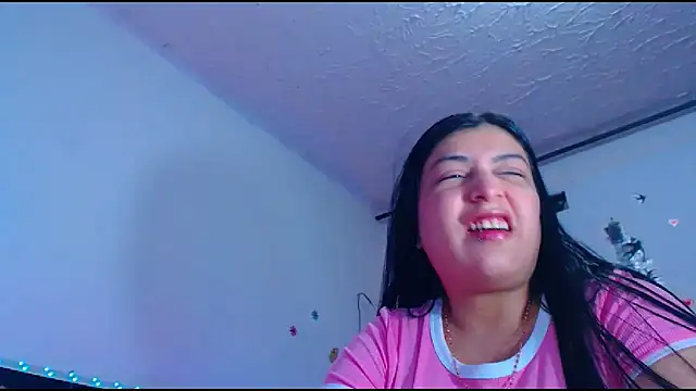 oliviarodriguez2u online show from May 9, 10:01 pm