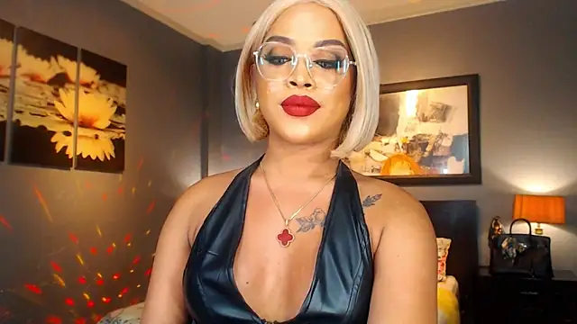 MarryQueen22 online show from May 11, 4:03 am