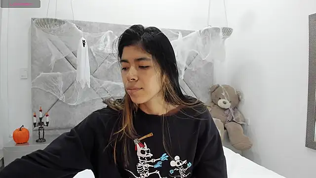 Girl Cherry online show from October 4, 11:38 am