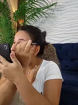 LizzRouse online show from March 30, 9:58 pm