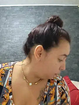 LizzRouse online show from December 22, 12:19 pm